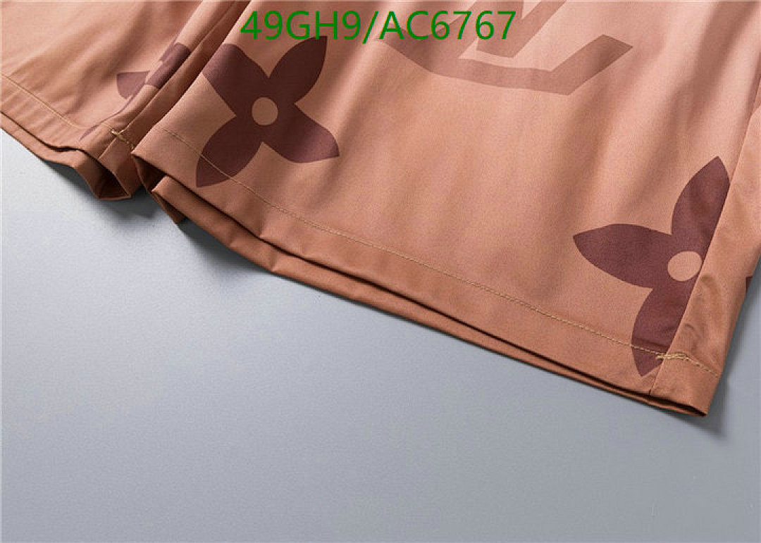 LV-Clothing Code: AC6767 $: 49USD