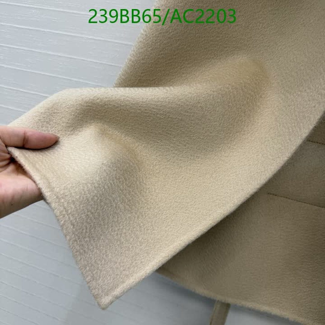 Alaia-Clothing Code: AC2203 $: 239USD