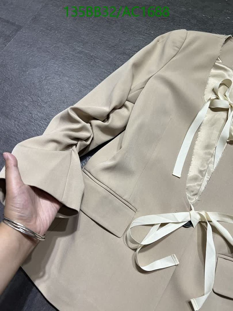 MM6-Clothing Code: AC1688 $: 135USD