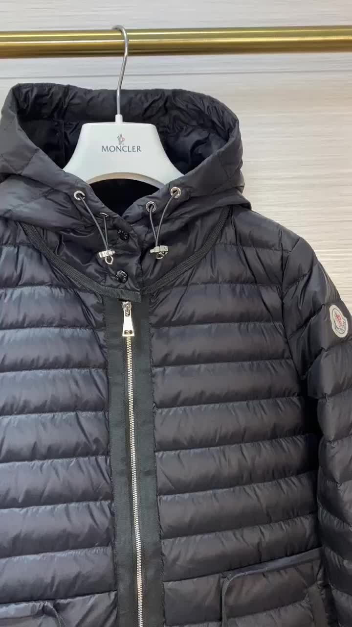 Down jacket Women-Moncler,supplier in china , ID: CD8142,$: 139USD