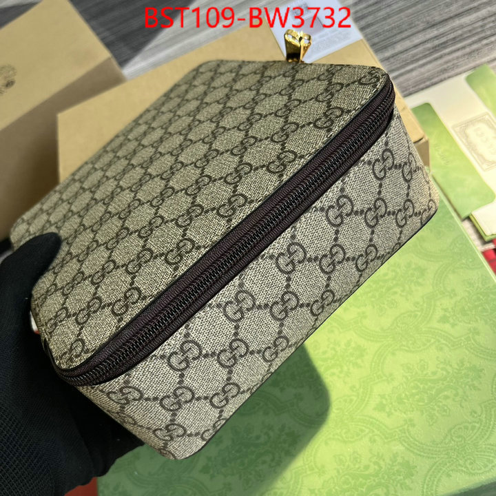 Gucci Bags(TOP)-Makeup bag-,best capucines replica ,ID: BW3732,$: 109USD