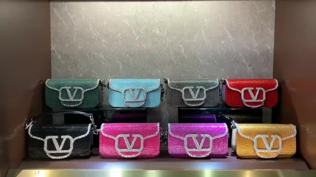 Valentino Bags(4A)-LOC-V Logo ,what is a 1:1 replica ,ID: BW1670,$: 129USD