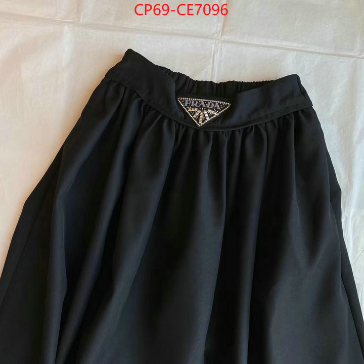 Clothing-Prada first top ID: CE7096 $: 69USD