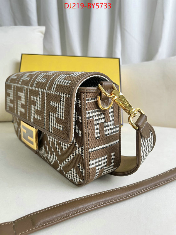 Fendi Bags(TOP)-Baguette we curate the best ID: BY5733 $: 219USD