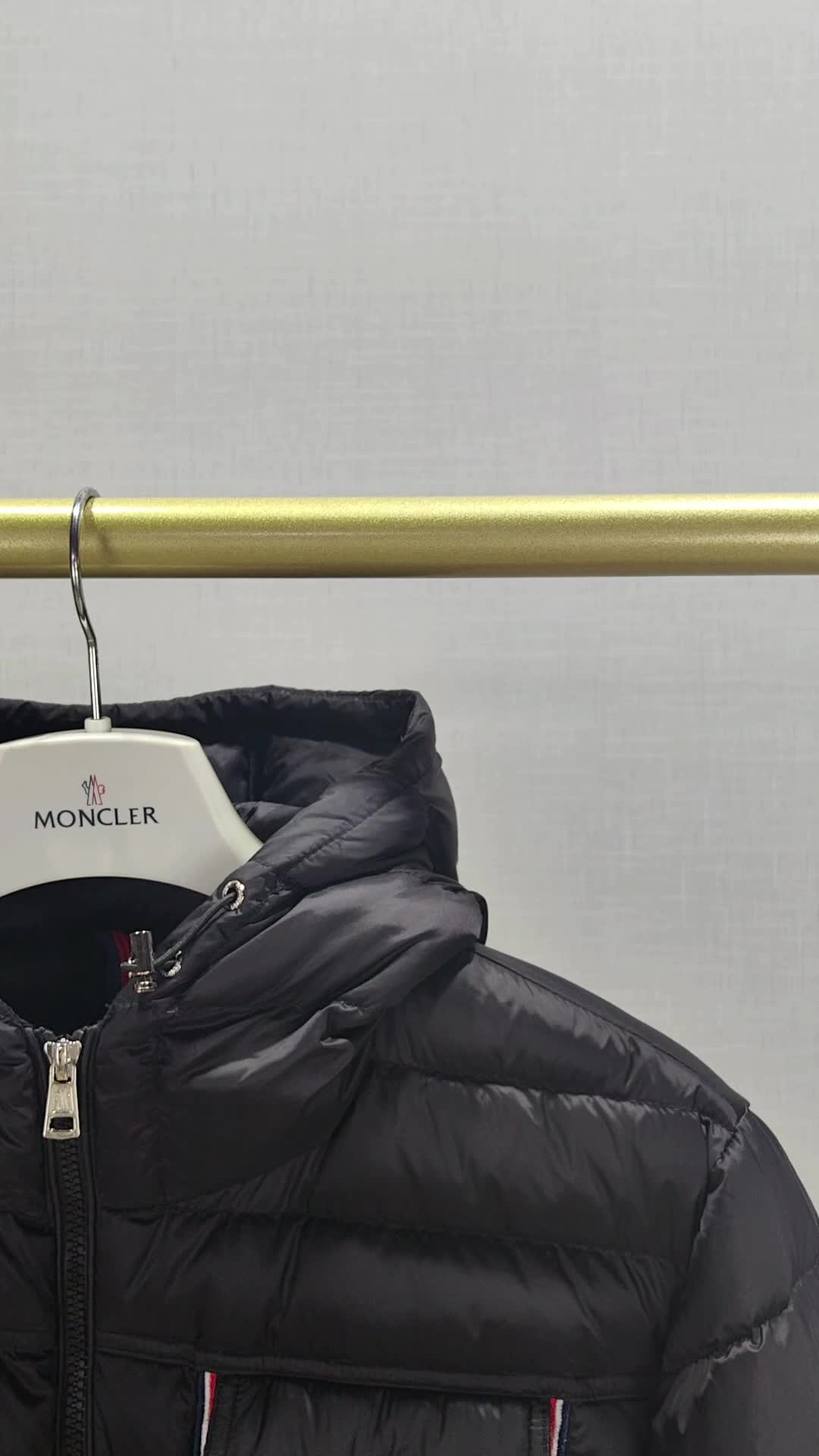 Down jacket Men-Moncler high quality aaaaa replica ID: CV1407 $: 159USD