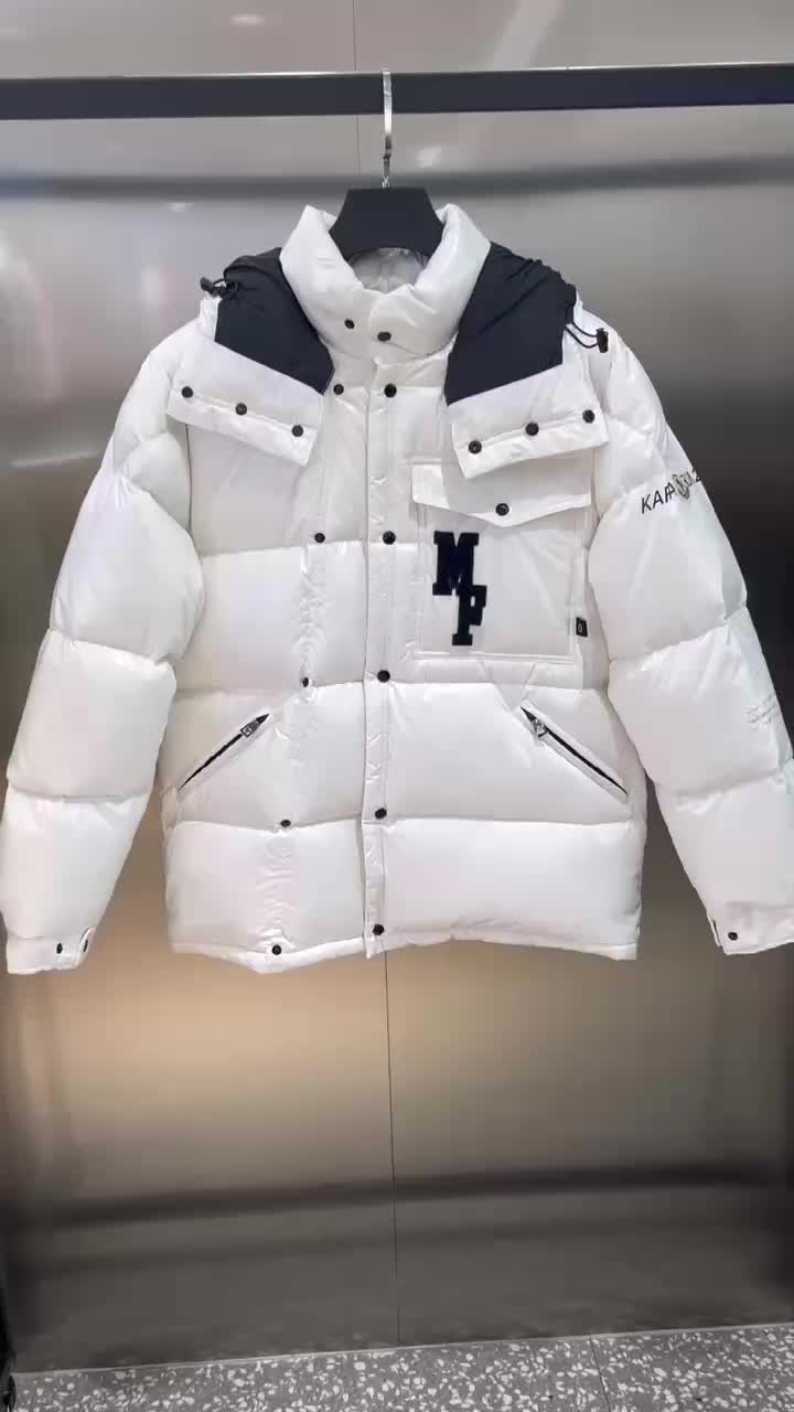 Down jacket Men-Moncler quality replica ID: CG131 $: 165USD