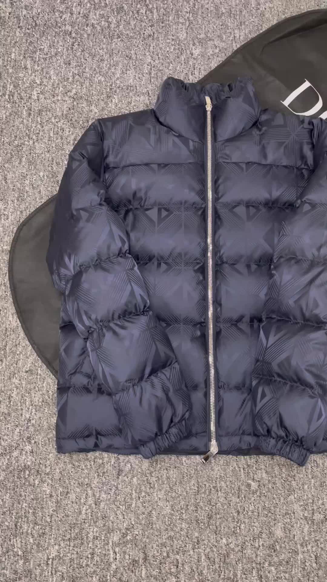 Down jacket Men-Moncler buy aaaaa cheap ID: CG2315 $: 165USD