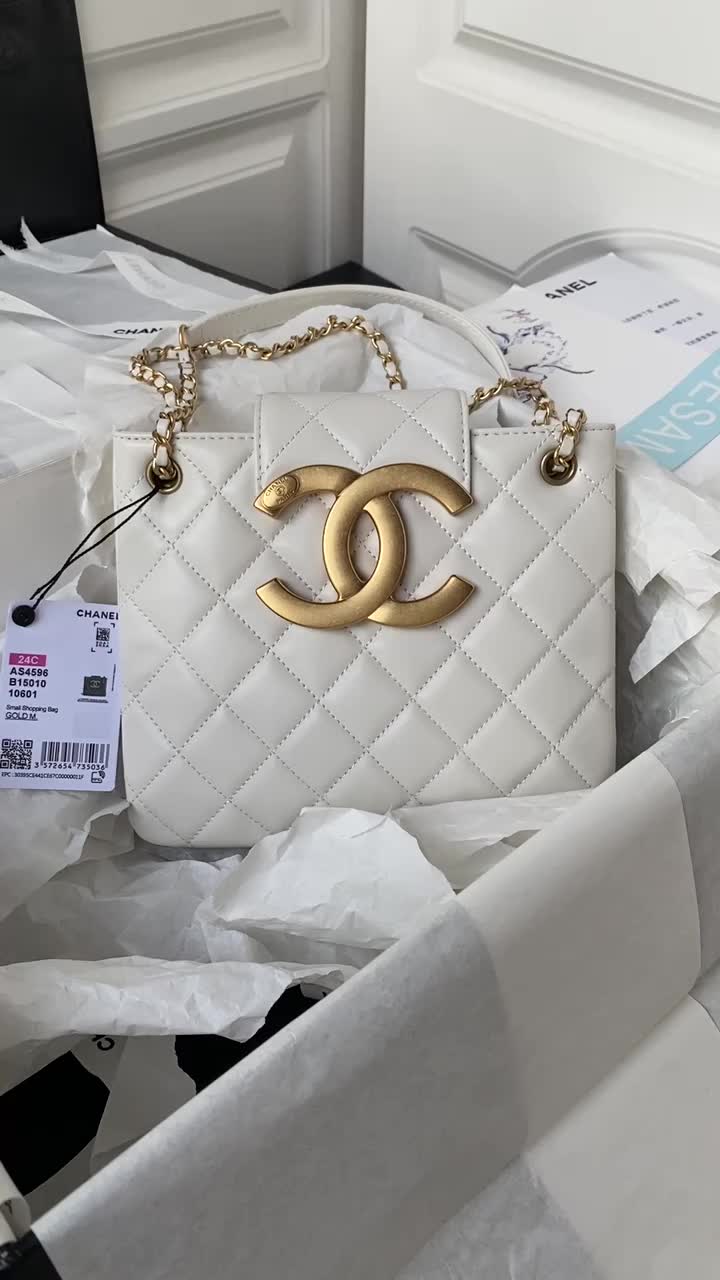 Chanel Bags(TOP)-Diagonal- first top ID: BG8241 $: 255USD