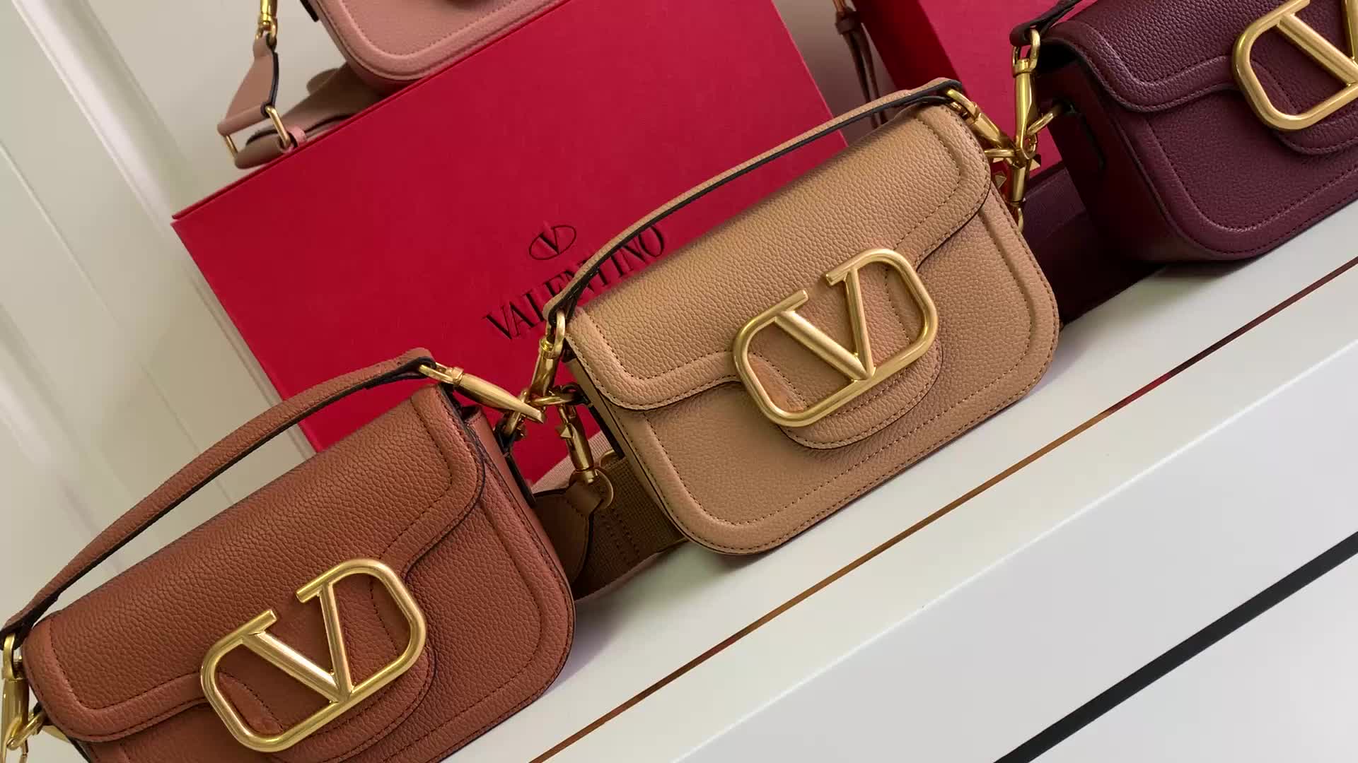 Valentino Bags(4A)-Handbag- best replica ID: BX1856 $: 119USD,