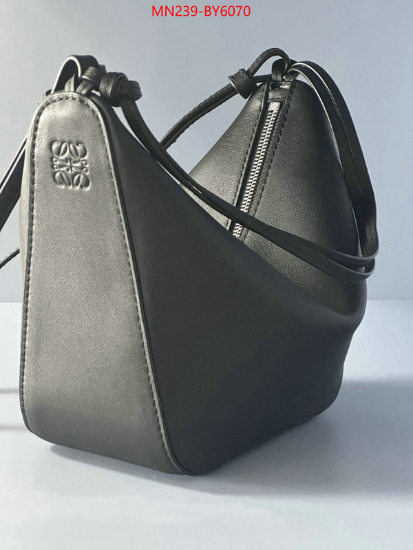 Loewe Bags(TOP)-Diagonal- wholesale replica ID: BY6070 $: 239USD,