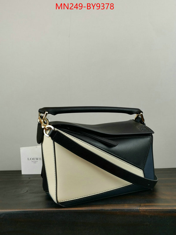 Loewe Bags(TOP)-Puzzle- what's best ID: BY9378 $: 249USD,