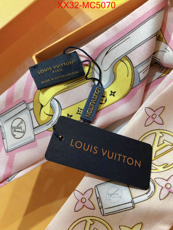 Scarf-LV replica 1:1 high quality ID: MC5070 $: 32USD