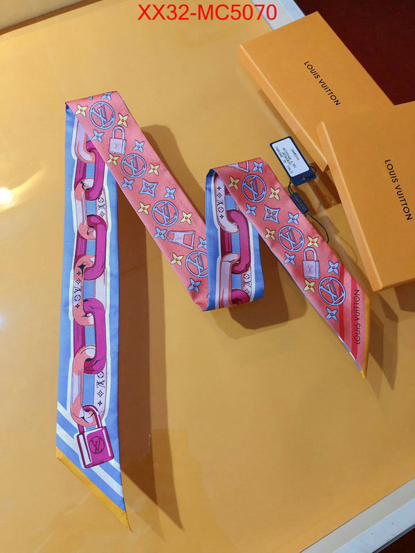 Scarf-LV replica 1:1 high quality ID: MC5070 $: 32USD