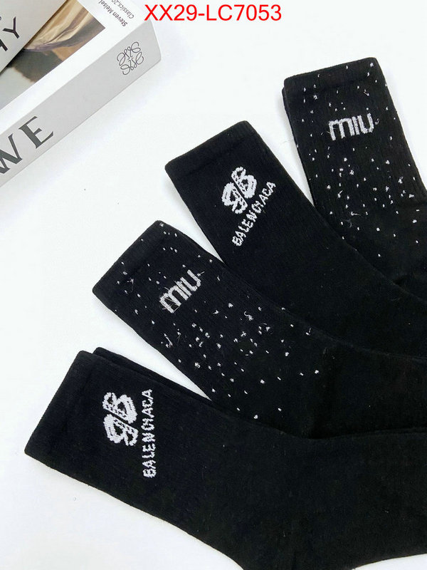 Sock-Balenciaga cheap replica designer ID: LC7053 $: 29USD