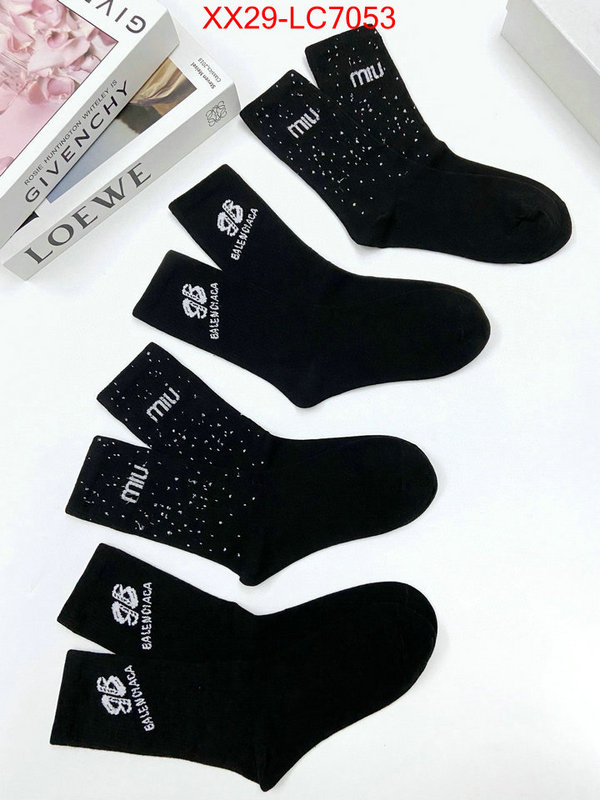 Sock-Balenciaga cheap replica designer ID: LC7053 $: 29USD