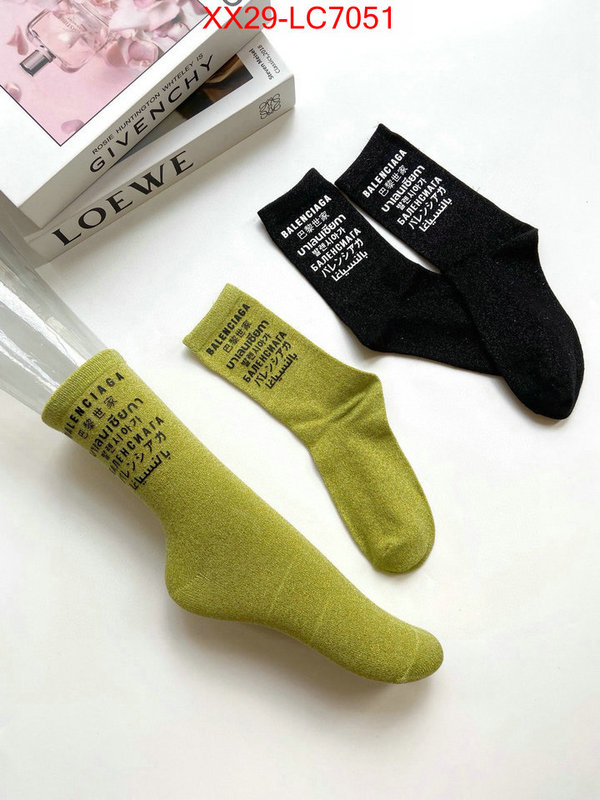 Sock-Balenciaga luxury ID: LC7051 $: 29USD