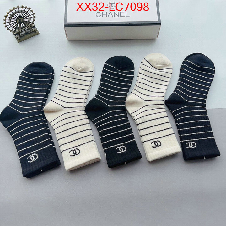 Sock-Chanel we curate the best ID: LC7098 $: 32USD