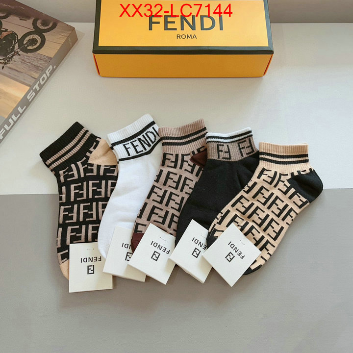 Sock-Fendi what is aaaaa quality ID: LC7144 $: 32USD