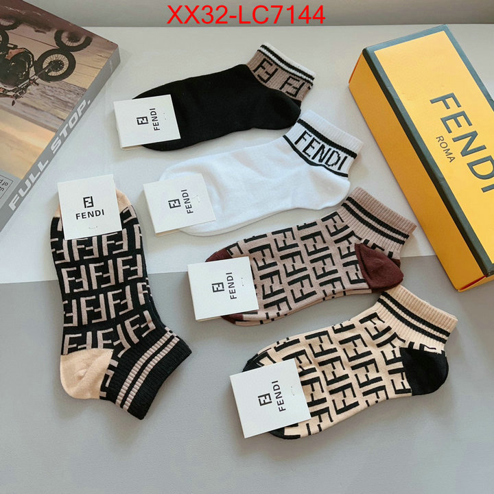 Sock-Fendi what is aaaaa quality ID: LC7144 $: 32USD