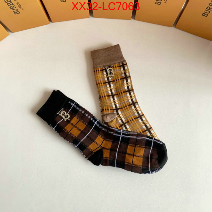 Sock-Burberry aaaaa+ replica ID: LC7063 $: 32USD