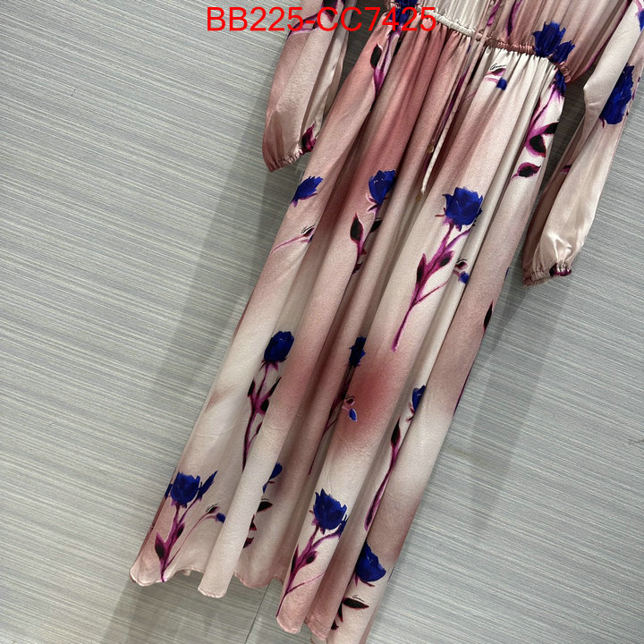 Clothing-Gucci wholesale replica ID: CC7425 $: 225USD