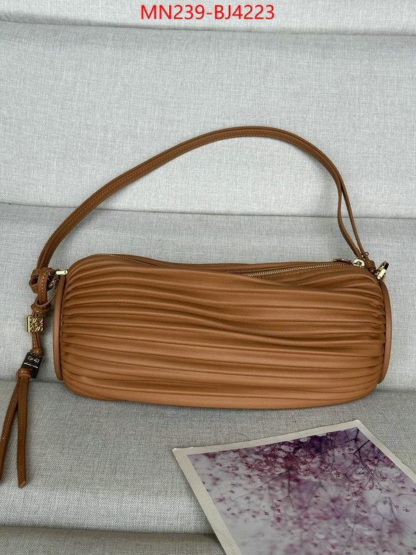 Loewe Bags(TOP)-Crossbody- store ID: BJ4223 $: 239USD,