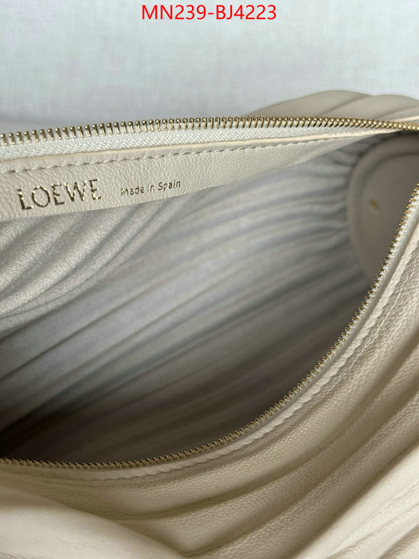 Loewe Bags(TOP)-Crossbody- store ID: BJ4223 $: 239USD,