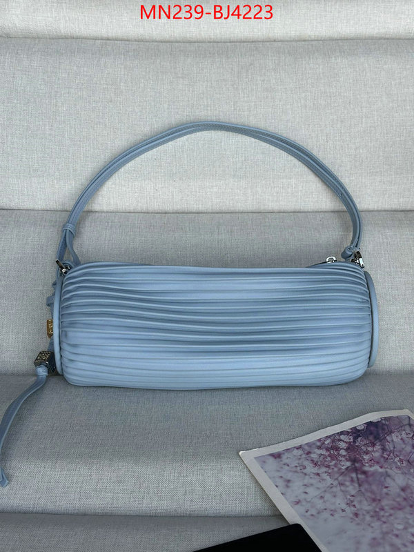Loewe Bags(TOP)-Crossbody- store ID: BJ4223 $: 239USD,