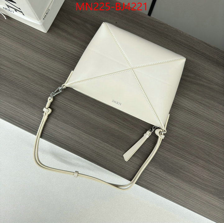 Loewe Bags(TOP)-Crossbody- aaaaa replica ID: BJ4221 $: 225USD,