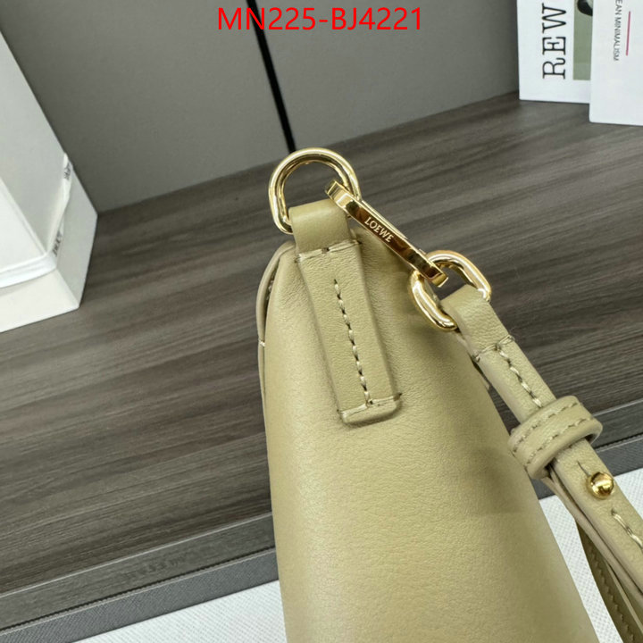 Loewe Bags(TOP)-Crossbody- aaaaa replica ID: BJ4221 $: 225USD,