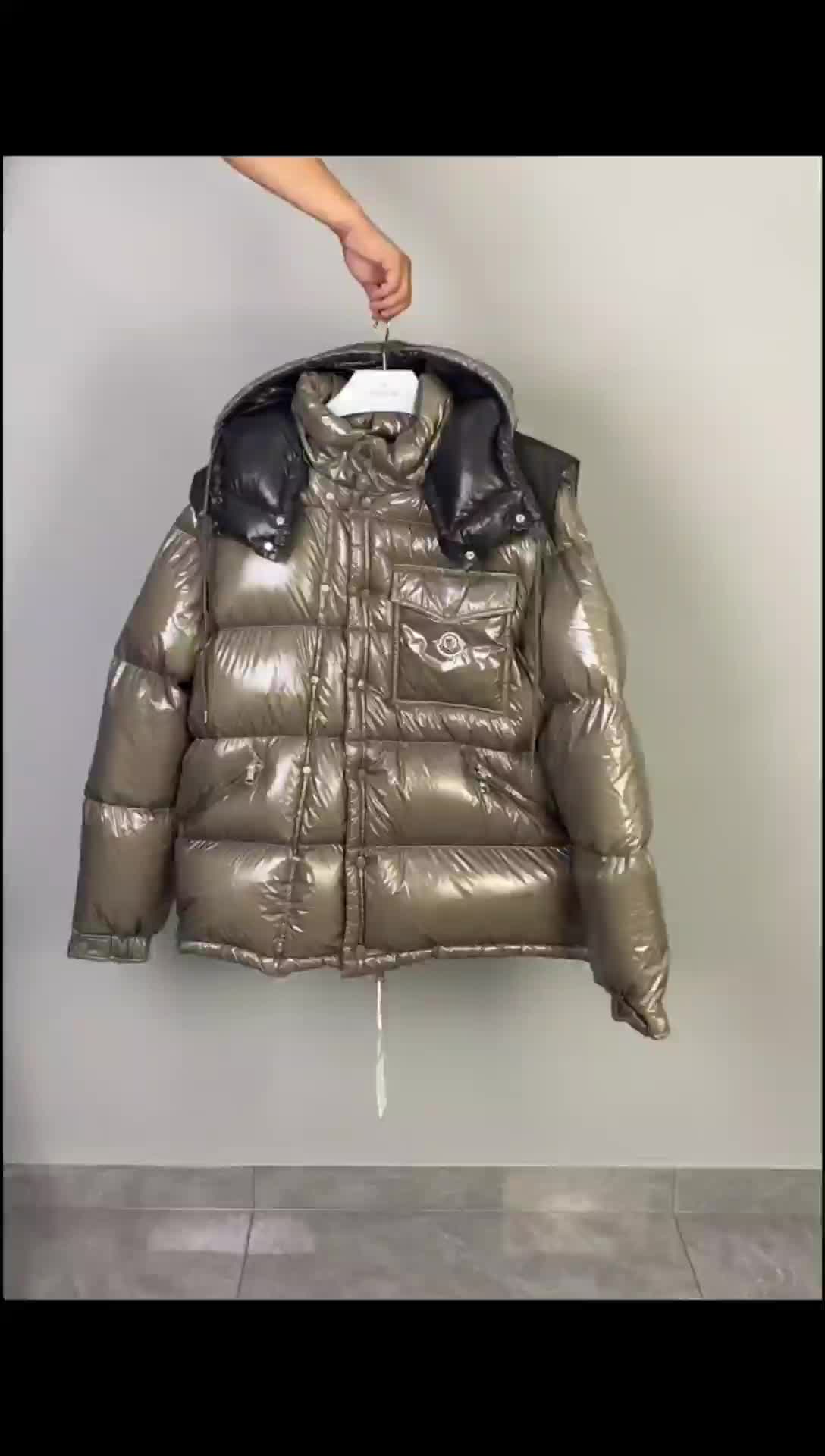 Down jacket Men-Moncler top quality replica ID: CJ6987 $: 239USD