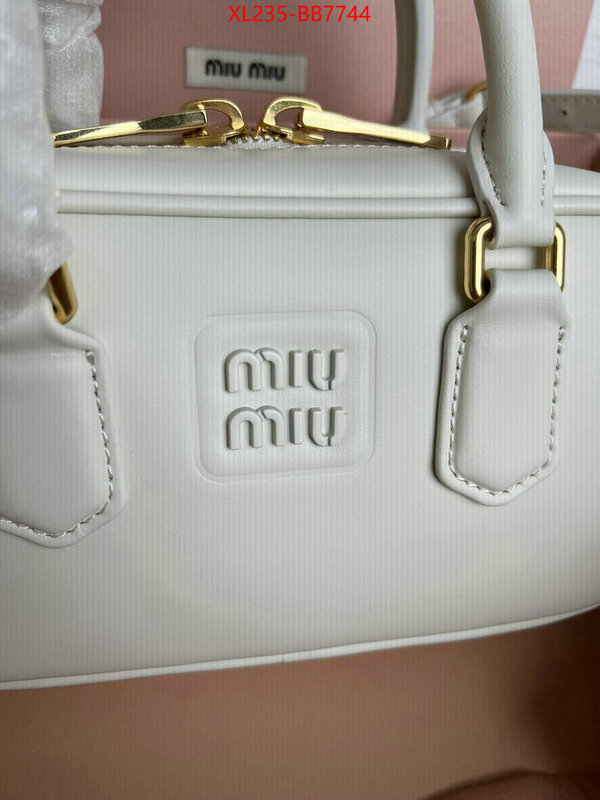 Miu Miu Bags(TOP)-Handbag- online store ID: BB7744 $: 235USD,