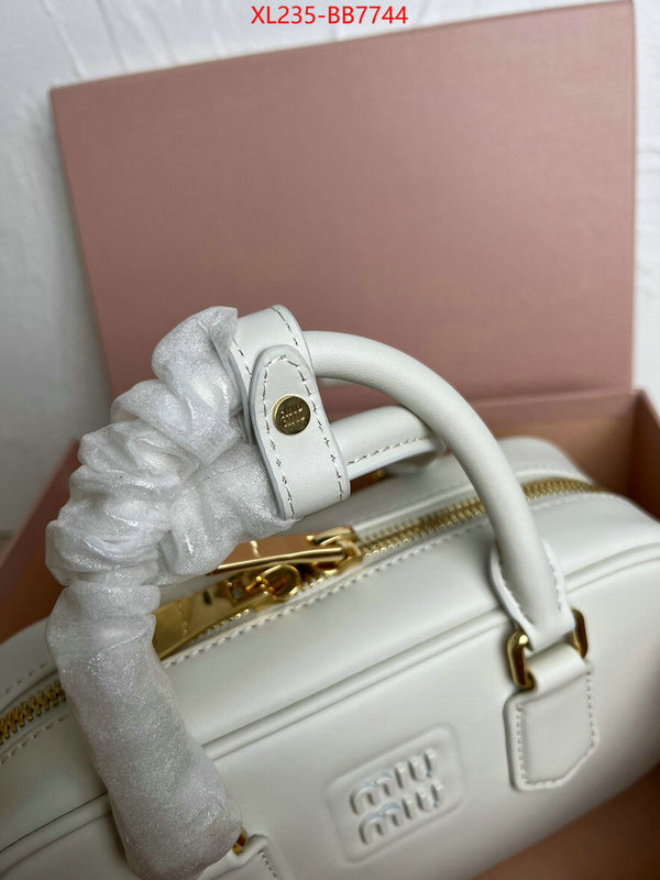 Miu Miu Bags(TOP)-Handbag- online store ID: BB7744 $: 235USD,