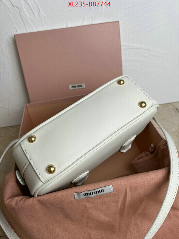 Miu Miu Bags(TOP)-Handbag- online store ID: BB7744 $: 235USD,