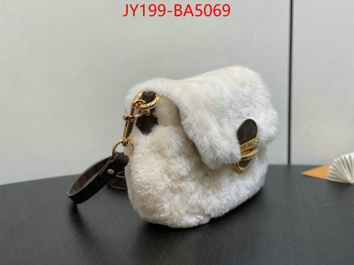 designer fashion replica ID: BA5069 $: 199USD,