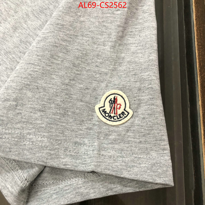 Clothing-Moncler we curate the best ID: CS2562 $: 69USD