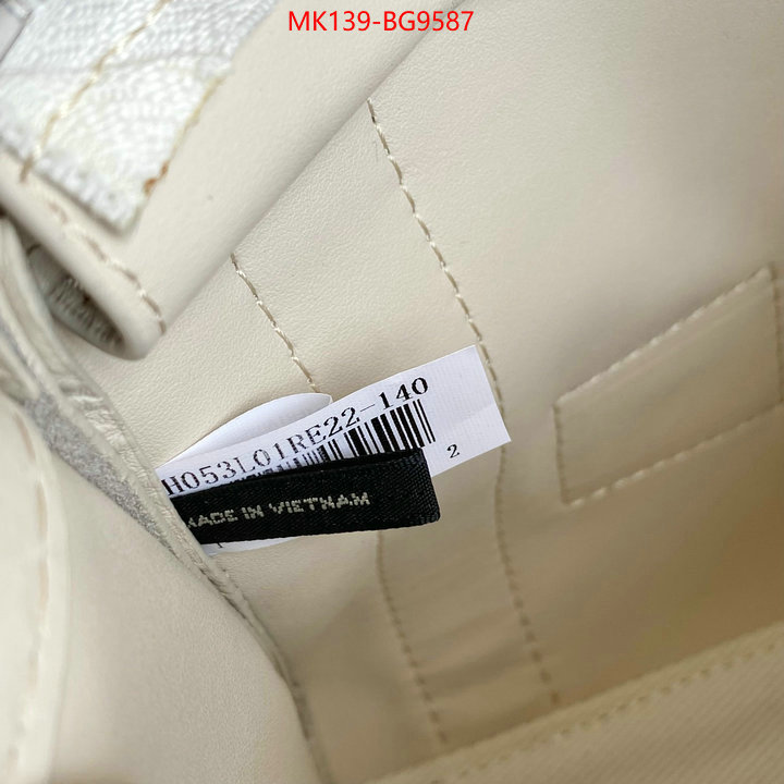 ID: BG9587 $: 139USD,