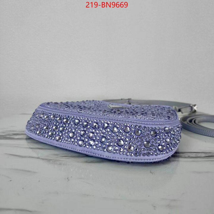 ID: BN9398 $: 219USD,
