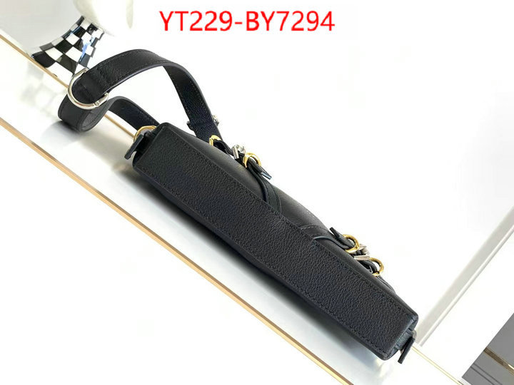 top ID: BY7294 $: 229USD,