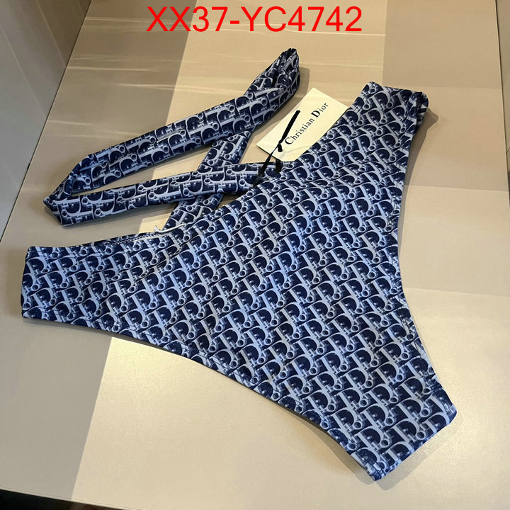 ID: YC4742