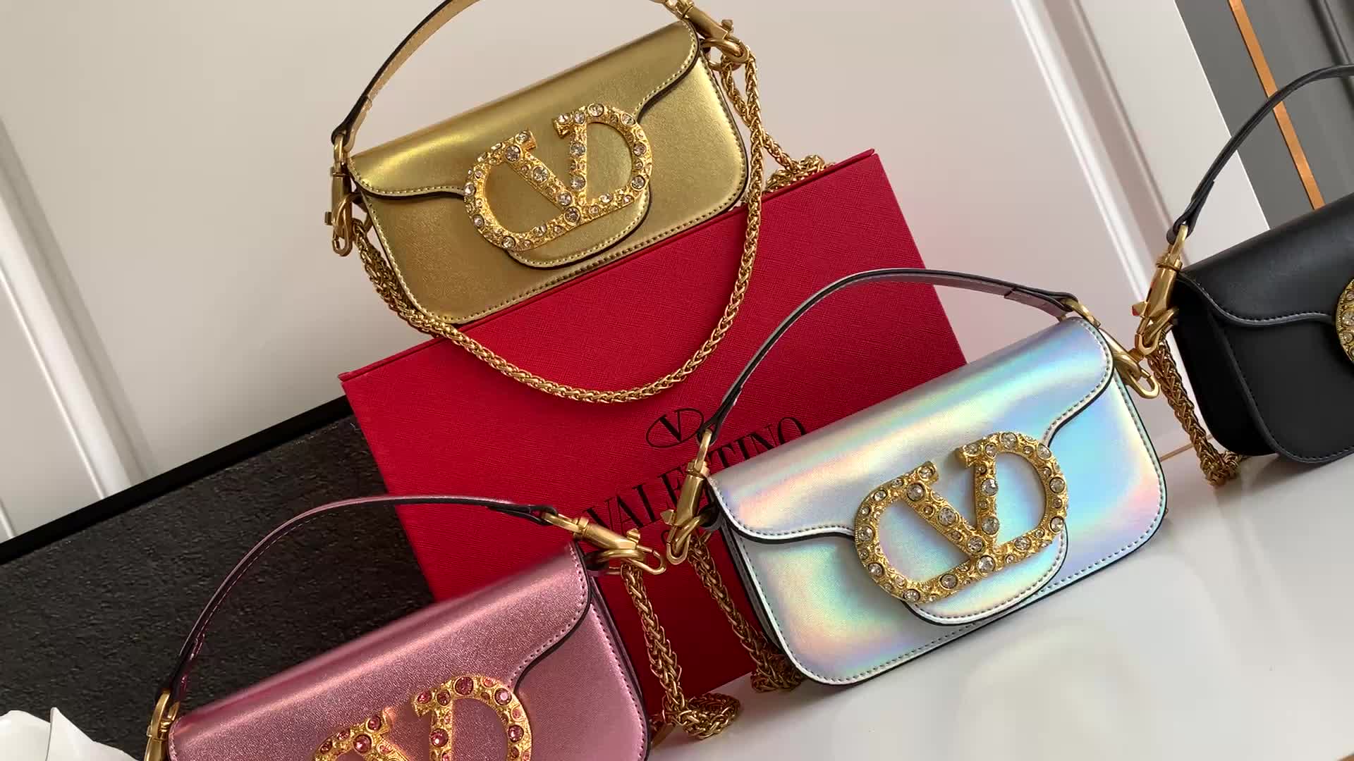 Valentino Bags(4A)-Crossbody- cheap replica designer ID: BL1418 $: 85USD,