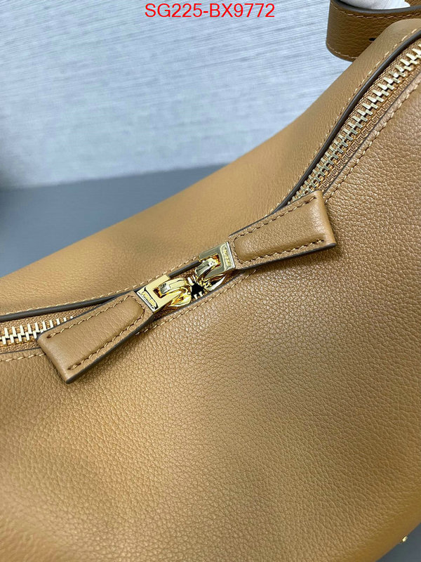 ID: BX9772 $: 225USD,