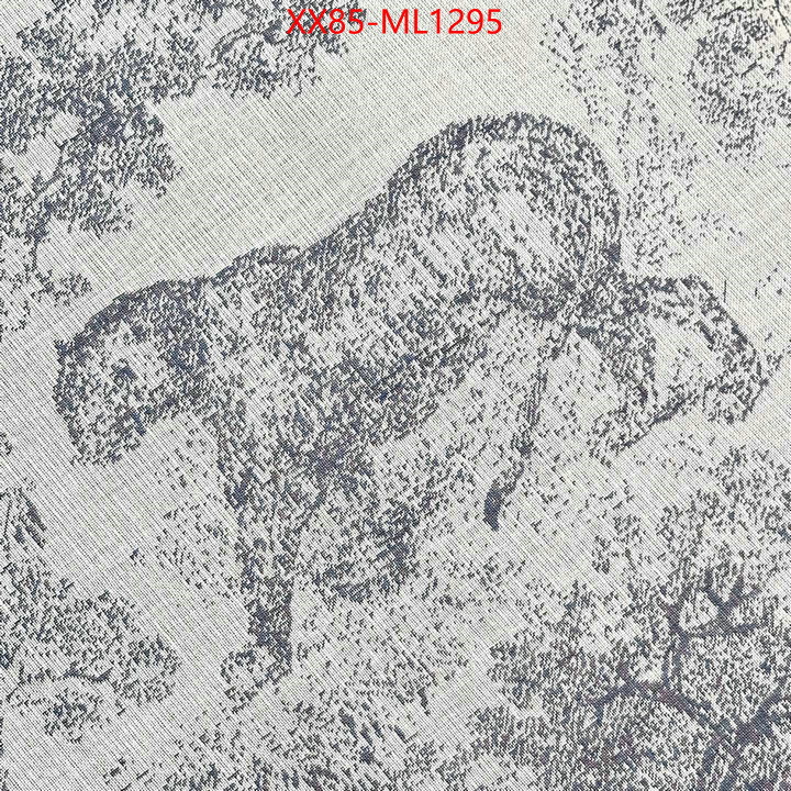 Scarf-Dior are you looking for ID: ML1295 $: 85USD