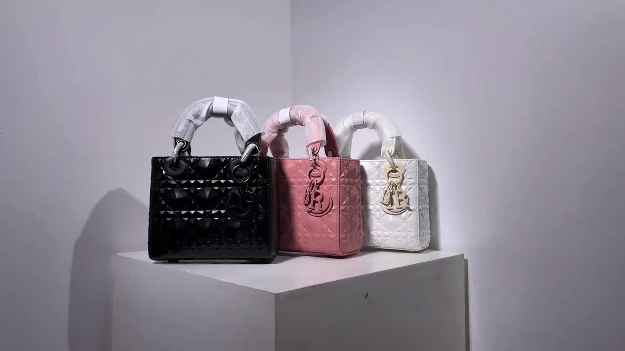 ID: BN8334 $: 95USD,