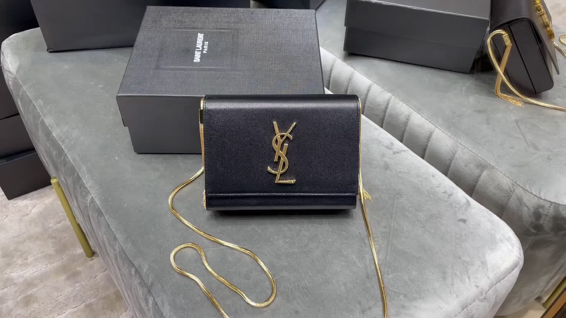 ID: BN4712 $: 259USD,