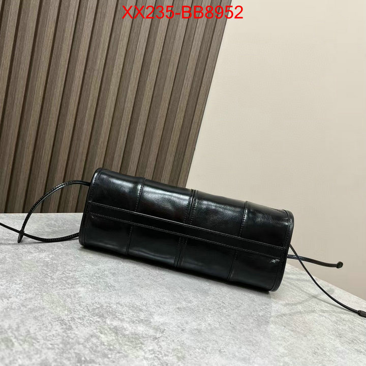 ID: BB8952 $: 239USD,