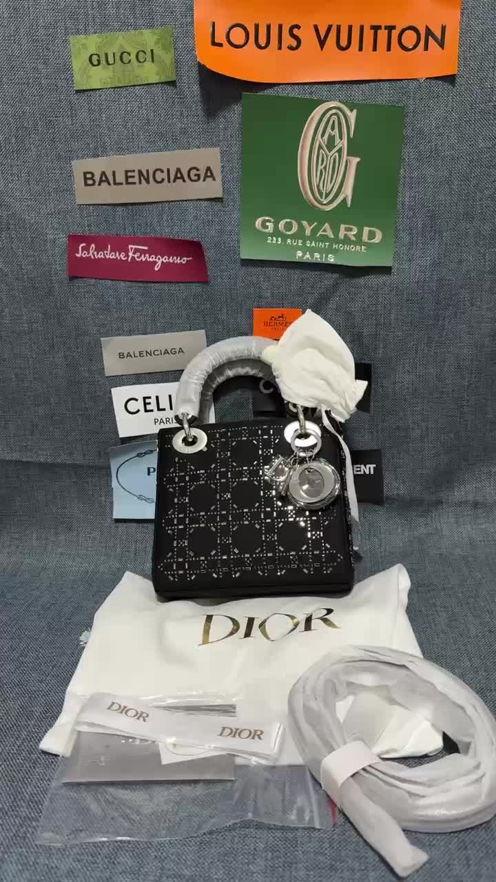 ID: BN6518 $: 179USD,