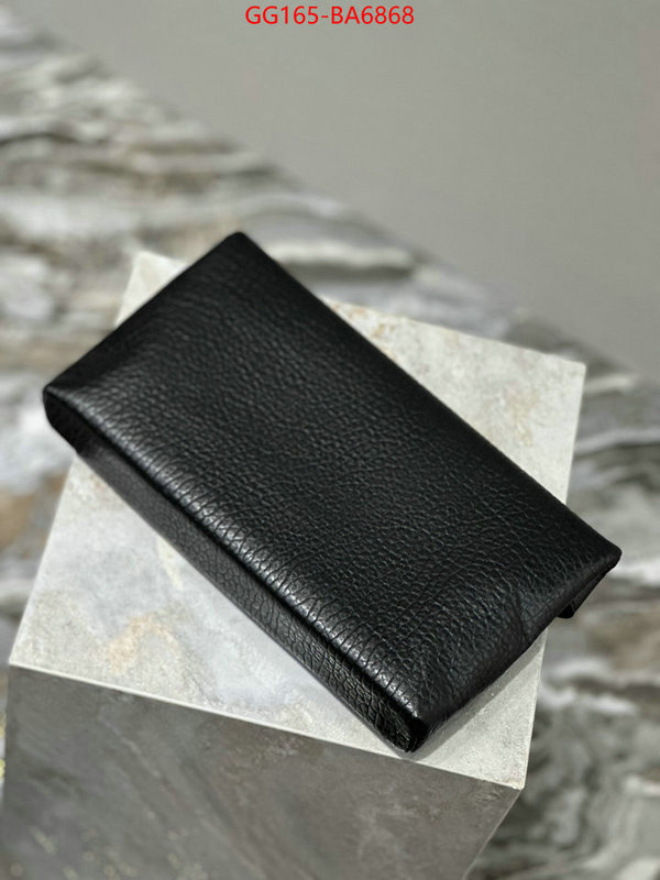 ID: BA6868 $: 165USD,