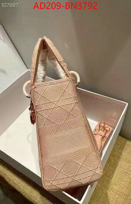 ID: BN3792 $: 209USD,