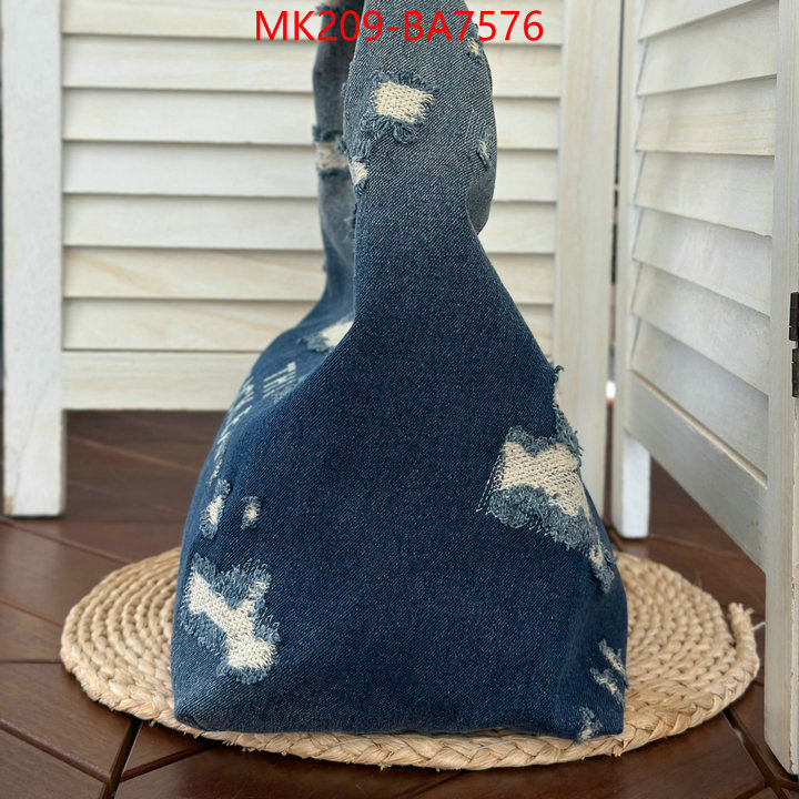 ID: BA7576 $: 209USD,